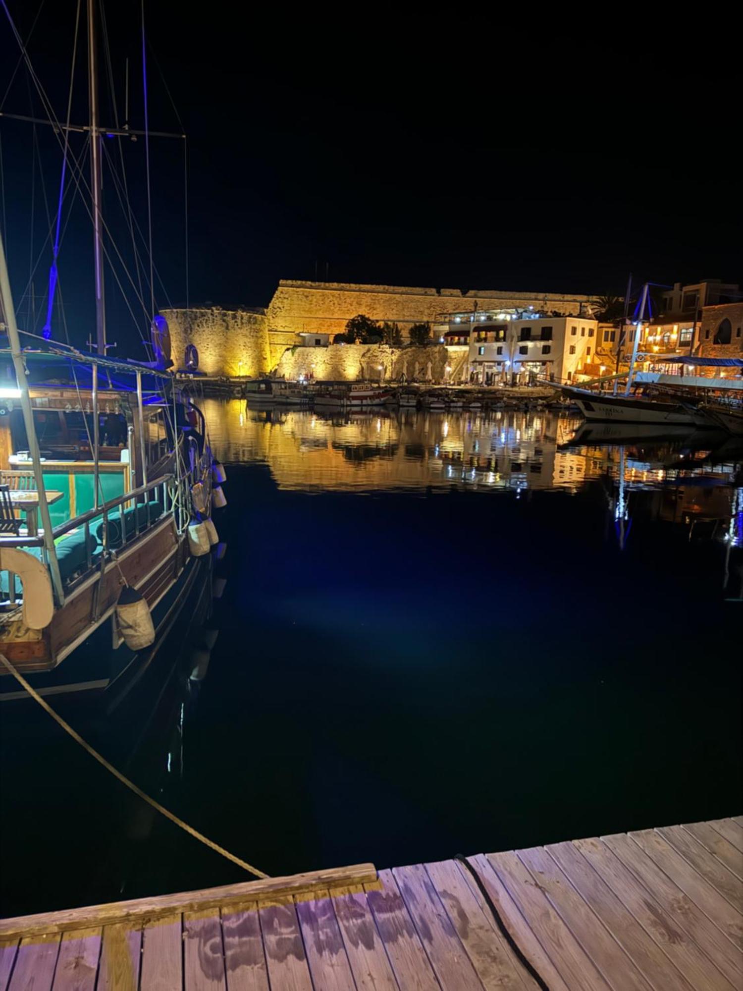 Royal Residence Kyrenia 키레니아 외부 사진
